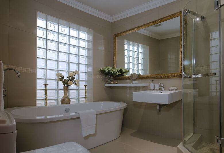 The Oasis Boutique Hotel