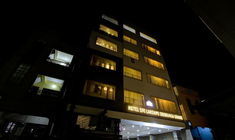 Hotel Treebo Trend Sls Grand