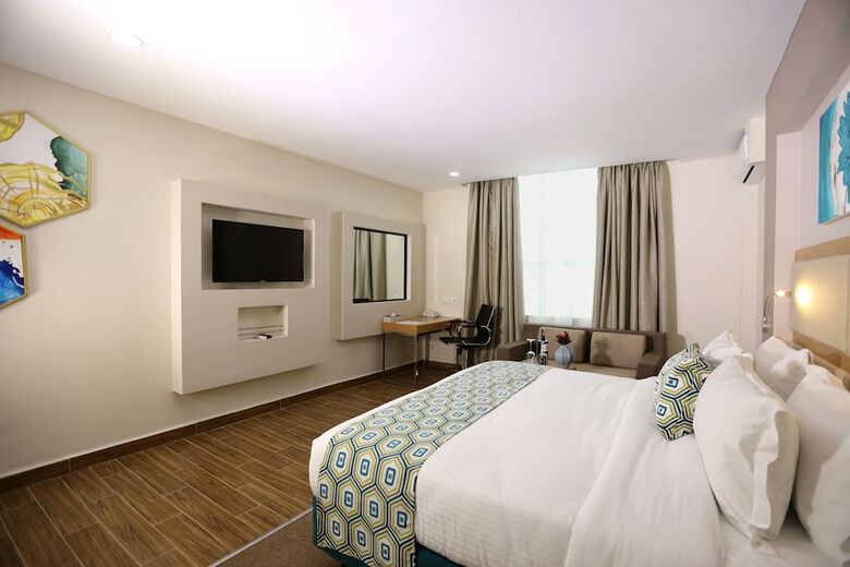 Best Western Azure Airport Hotel