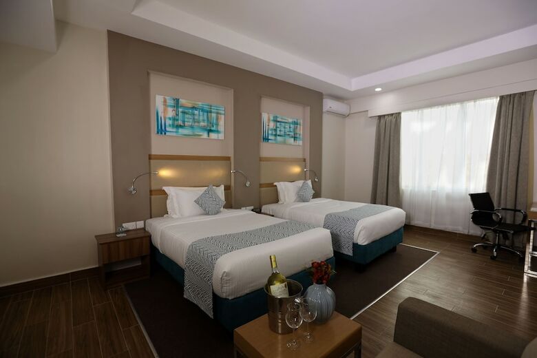 Best Western Azure Airport Hotel