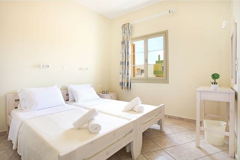 Apartamentos Theodosia Apt Swim Sunbathe Beachfront