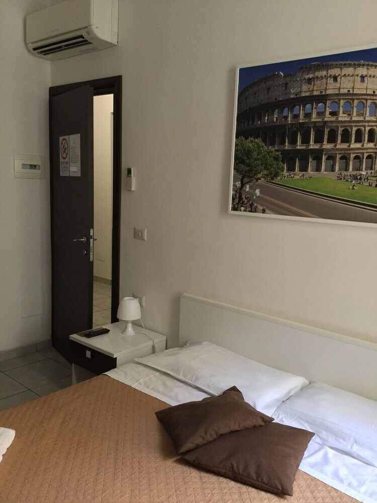 Bed & Breakfast Cialdini Rome