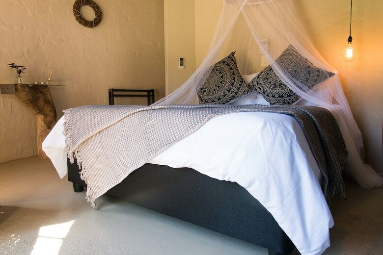 Hotel Addo African Home