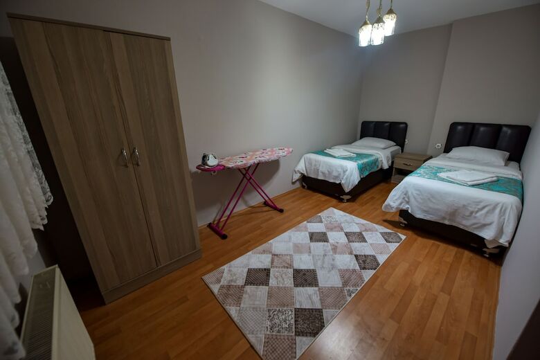My Guse Suite