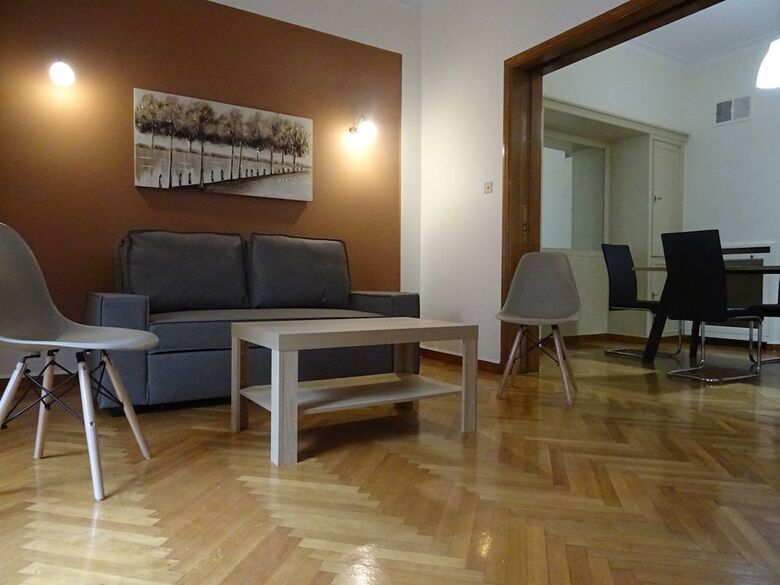 Olympic Zeus Central Apartment