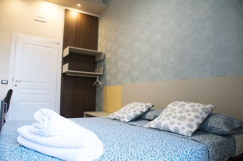 Hotel Garibaldi Rooms