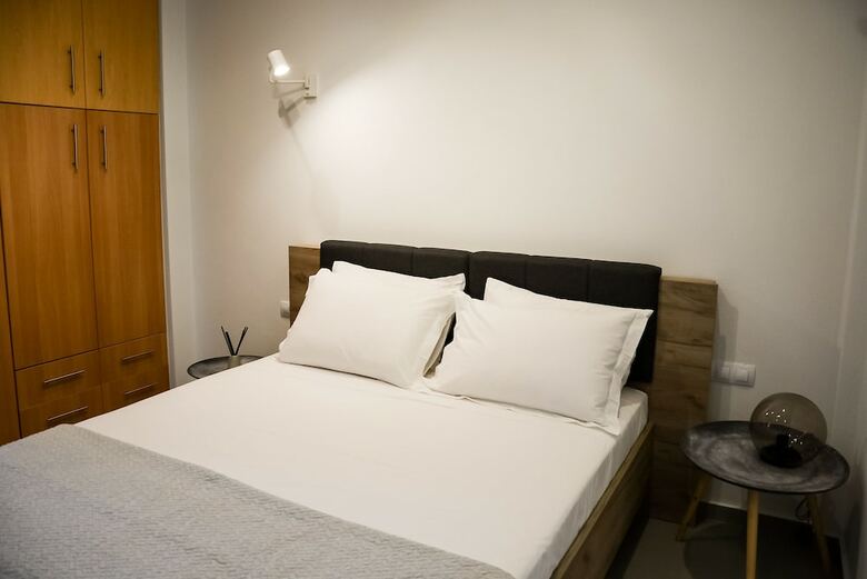 Pharos Apartments