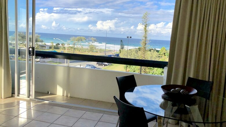 Hi Ho Beach Apartments