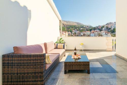Lct Oleander Apartments