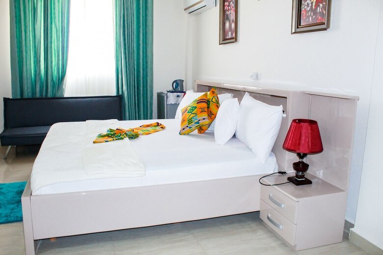 Exotic Palace Hotel