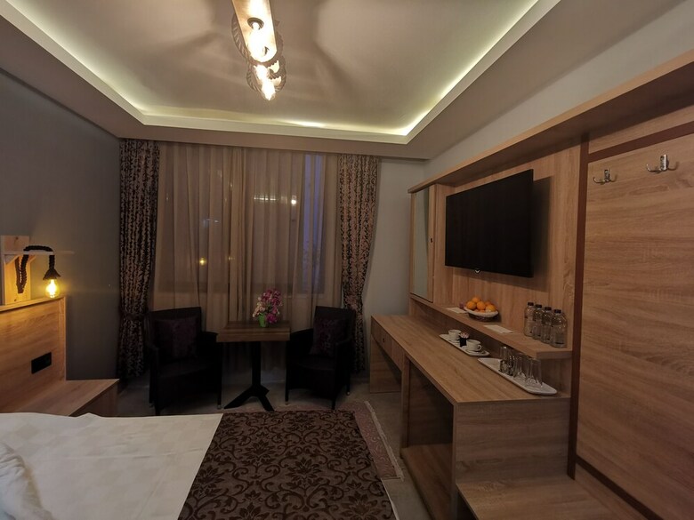 Hotel Beyond Otel