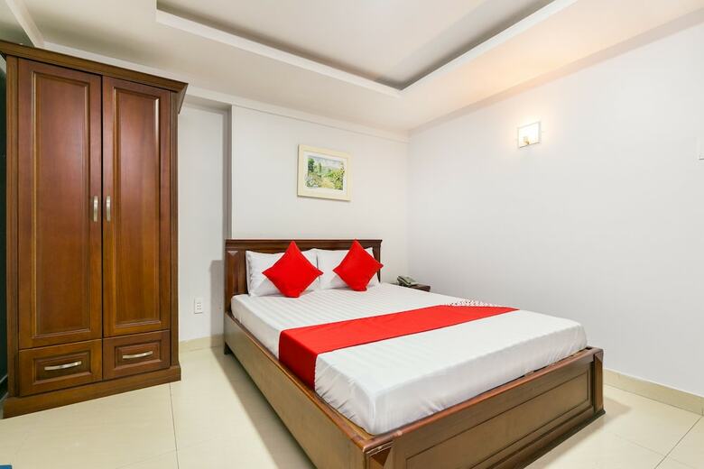 Oyo 500 A Loc Hotel
