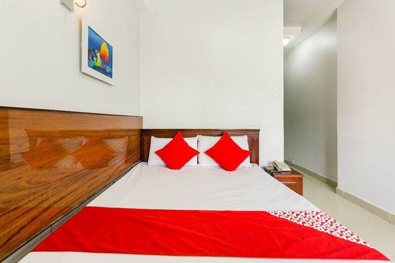 Oyo 500 A Loc Hotel