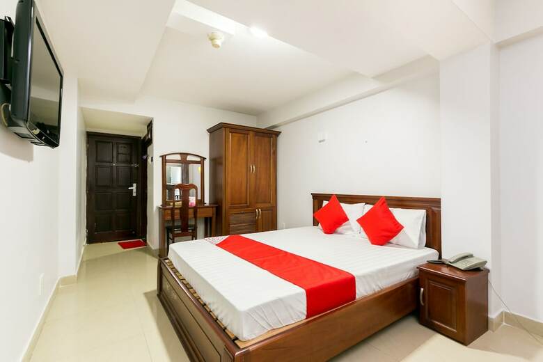 Oyo 500 A Loc Hotel