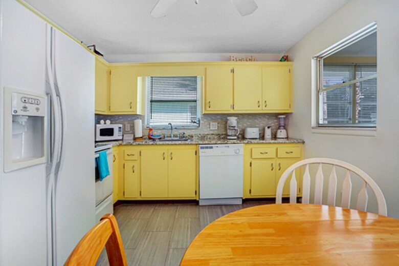 235 Mango - The Cottage