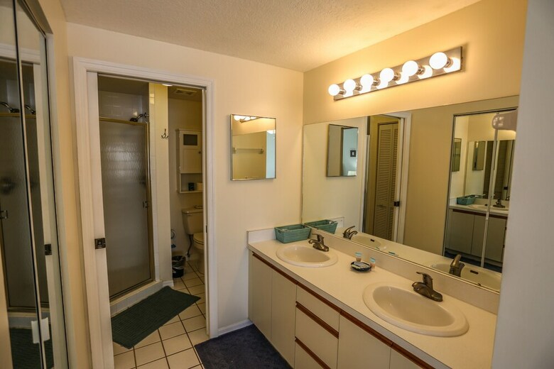 Captains Bay 303