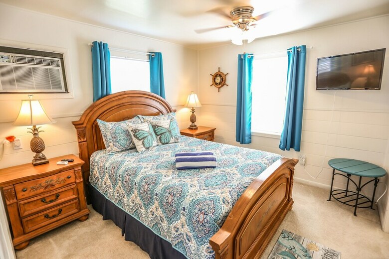 405 Harbor Court Ocean Breeze