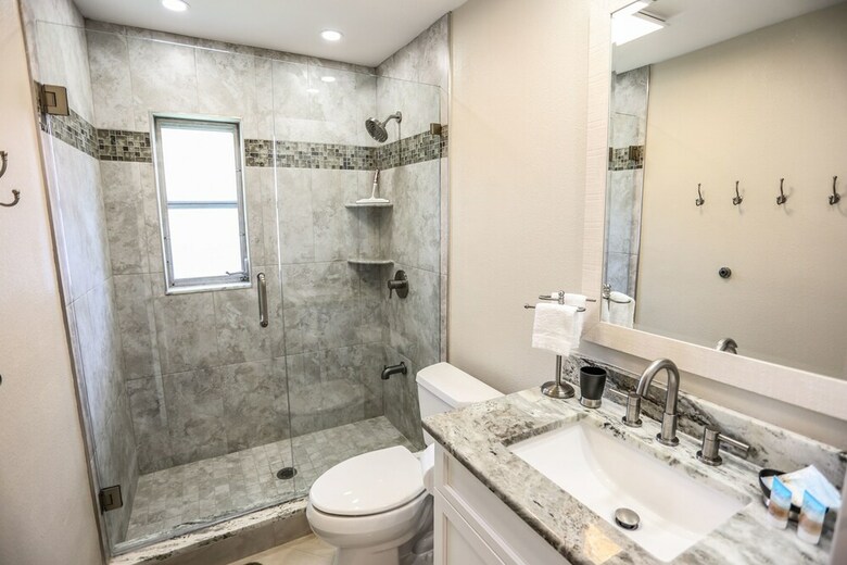 7965 Estero - Paradise Point