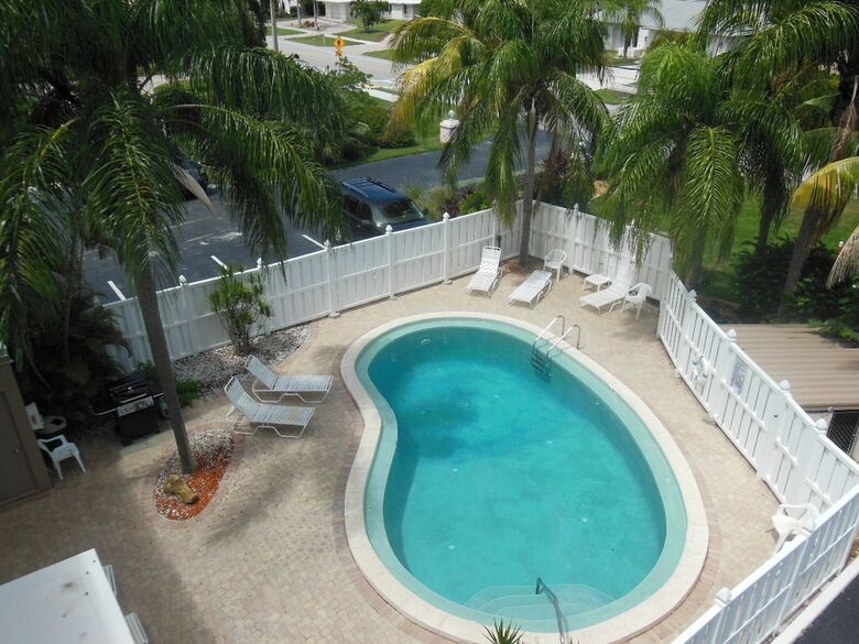 Castle Beach 204