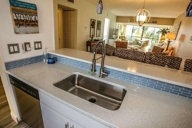 Bay Village 205