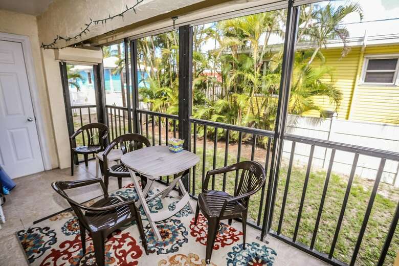 Kona Beach Club 110