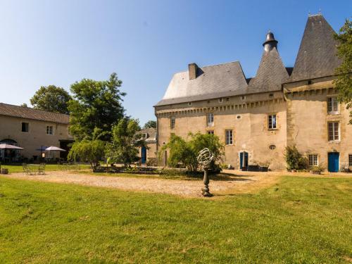 Apartment Appartement Du Chateau
