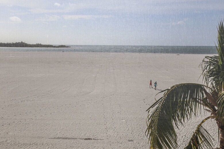 Castle Beach 206