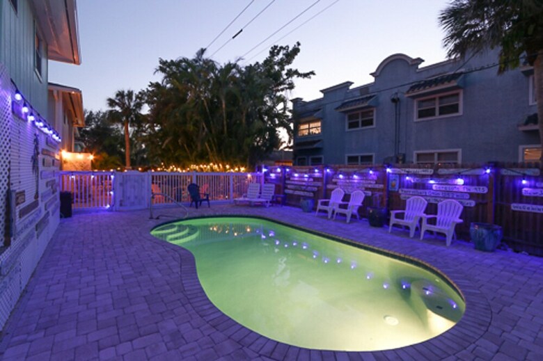 235 Mango - Little Palm
