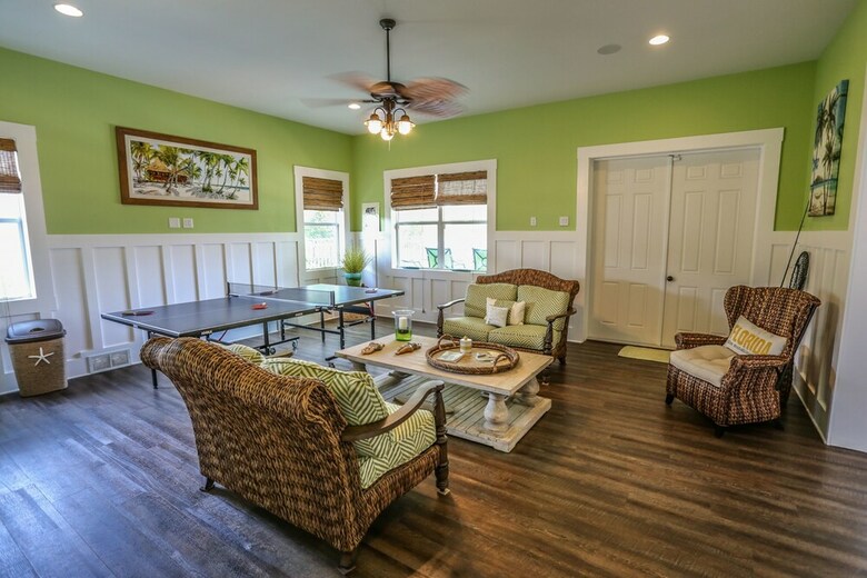 461 Palermo Cir Freshly Squeezed