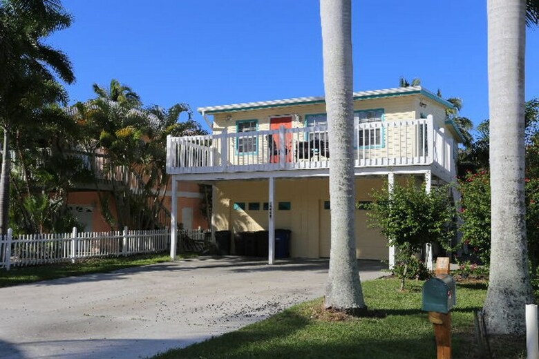 5560 Palmetto