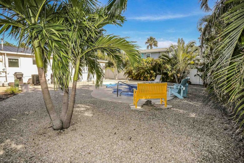 4870 Coquina Rd. - M