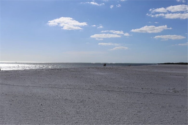 Castle Beach 402