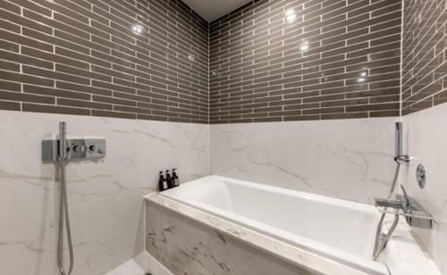 Brown Dot Hotel Deokcheon