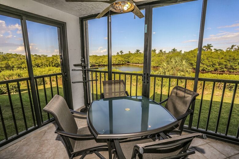 Bay Village 106