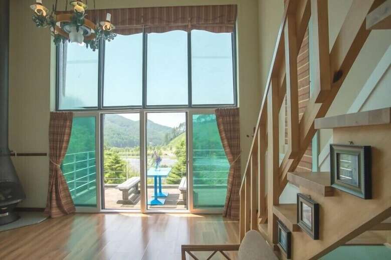 Sunny Junny Pension