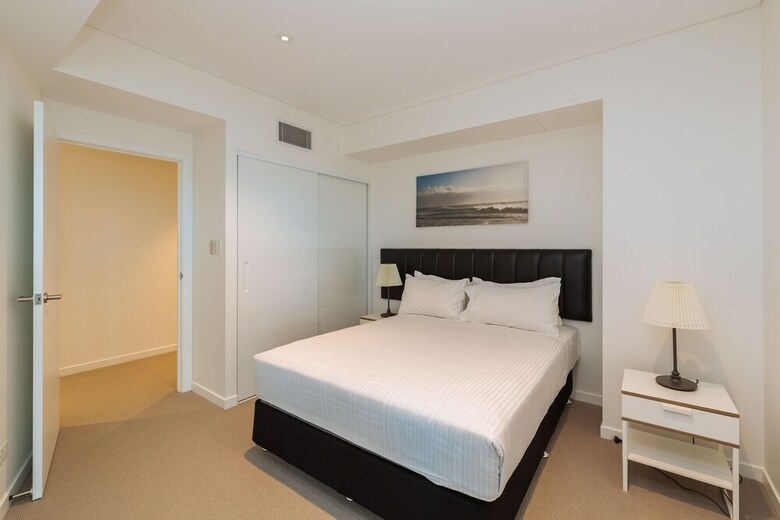 Sofun Apartment On Margaret St