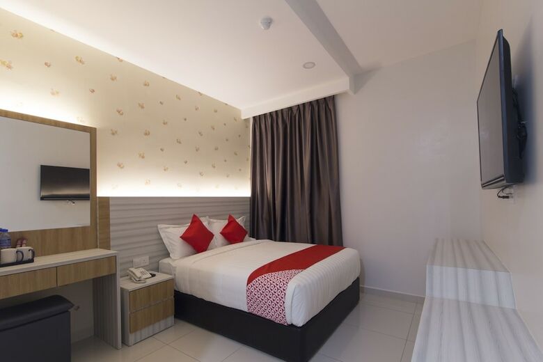 Oyo 44119 B&l Hotel