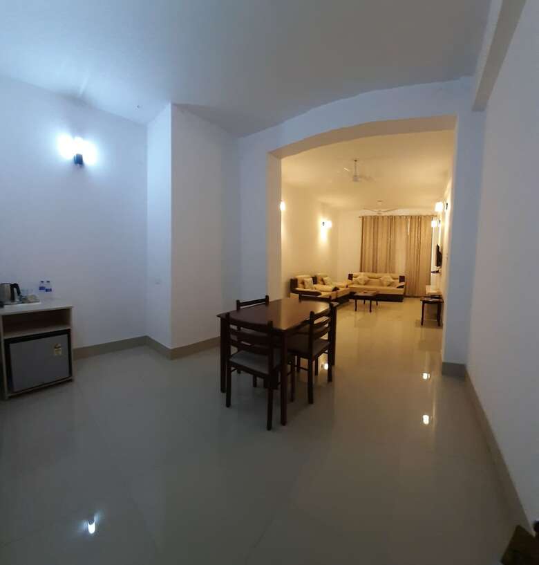 Hotel Saramati
