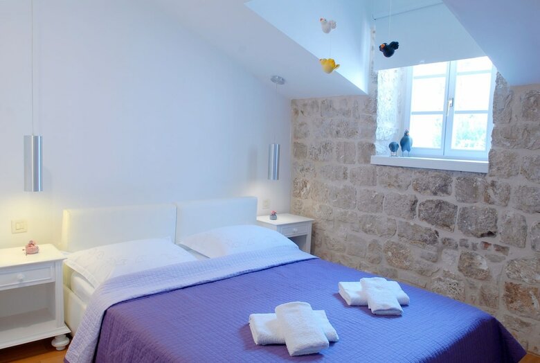 Dolce Vita Stone House Hvar
