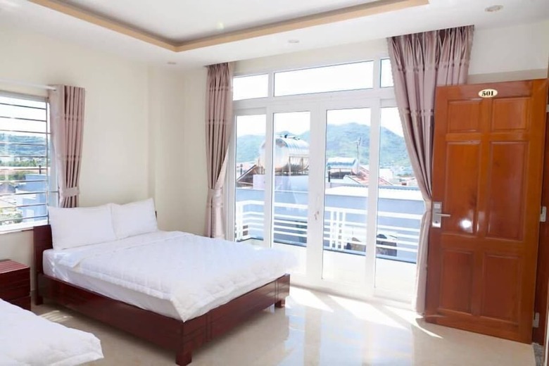 Hotel Oyo 587 Trang Long