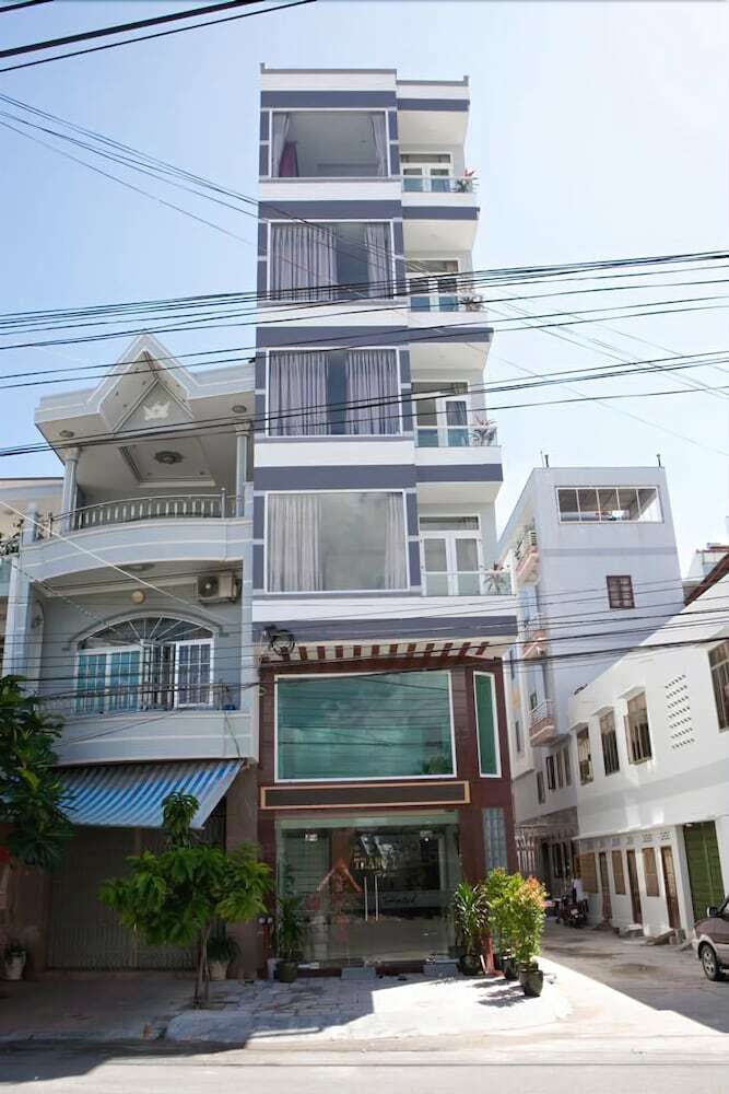 Hotel Oyo 587 Trang Long