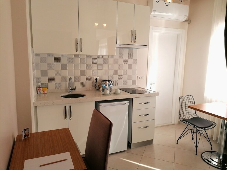 Tuzla Hill Suites