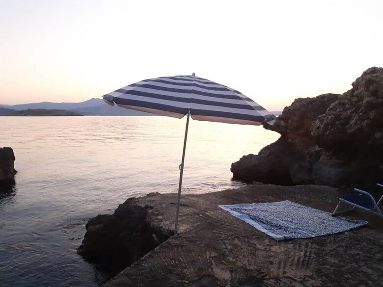 Apartamentos Plaka Sea View