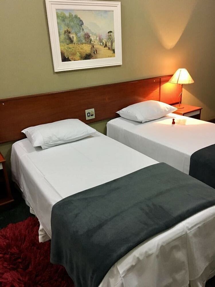 Hotel Cai�ara Bistr� & Eventos