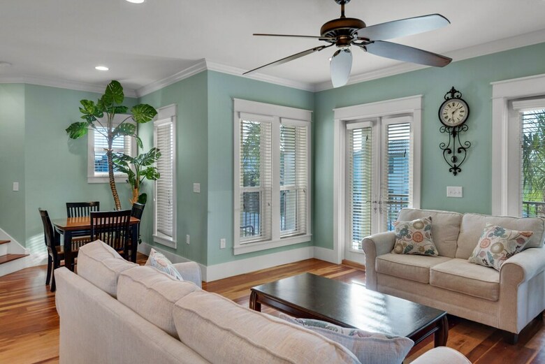 6 Bd Tropical Getaway With Pool & Beach Access!