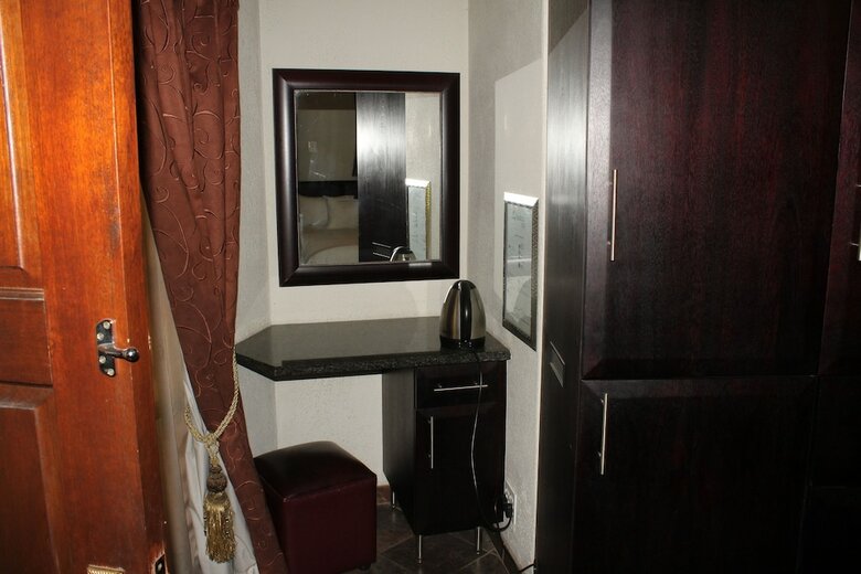 Hotel Goodnight Guest Lodge