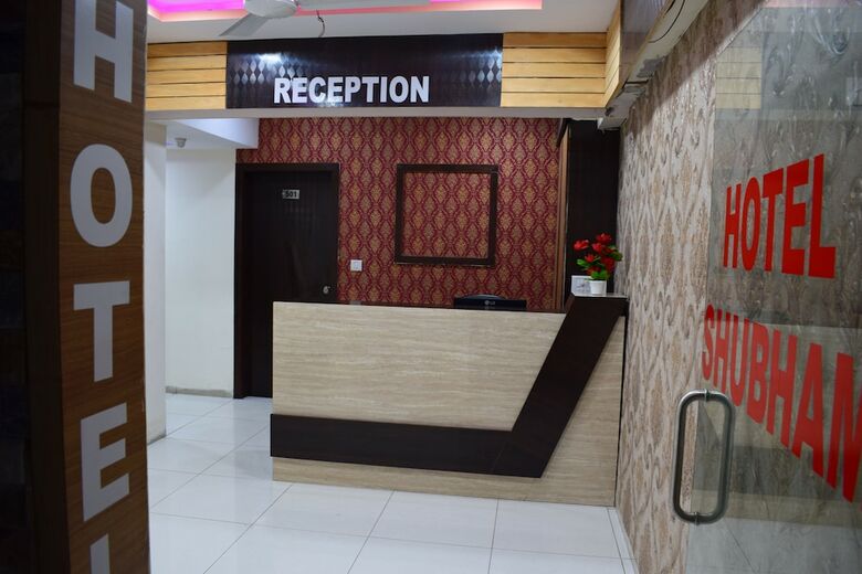 Hotel Shubham Palace By Sky Stays