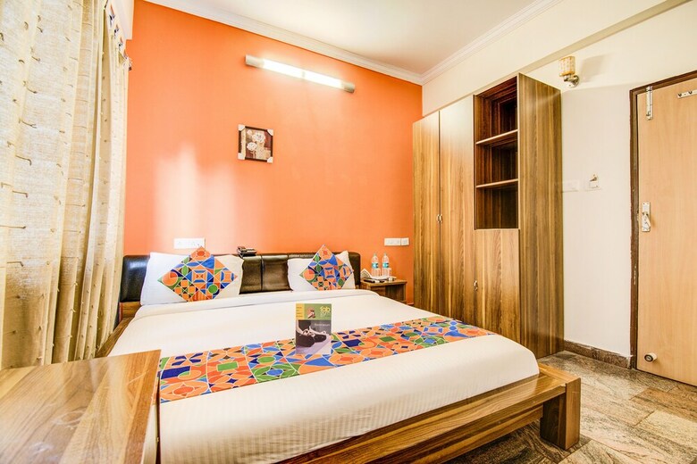 Hotel Fabexpress Goyal Residency