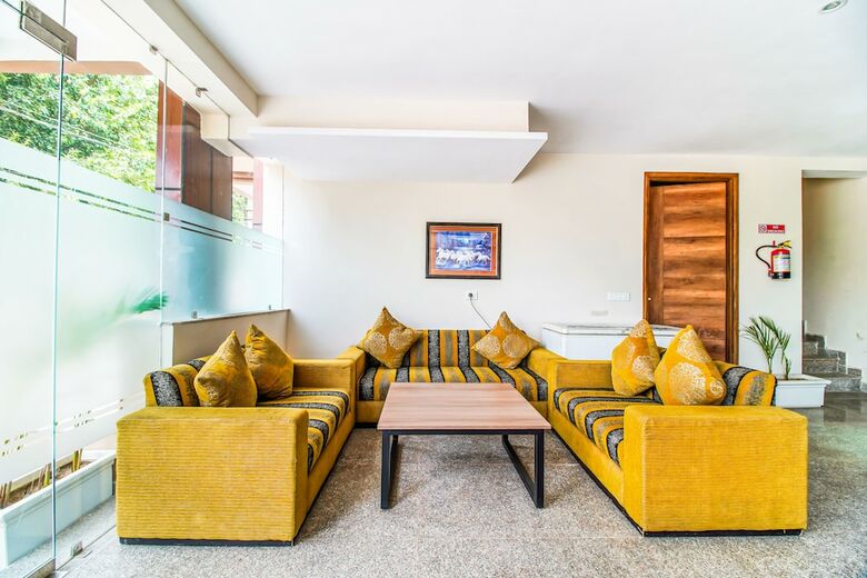 Fabhotel Aashiyana Paradise