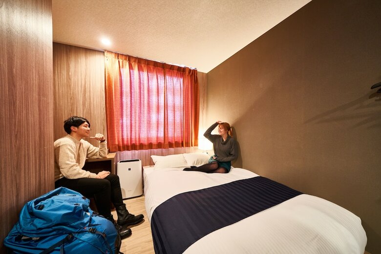 Hostal &and Hostel Shinsaibashi East